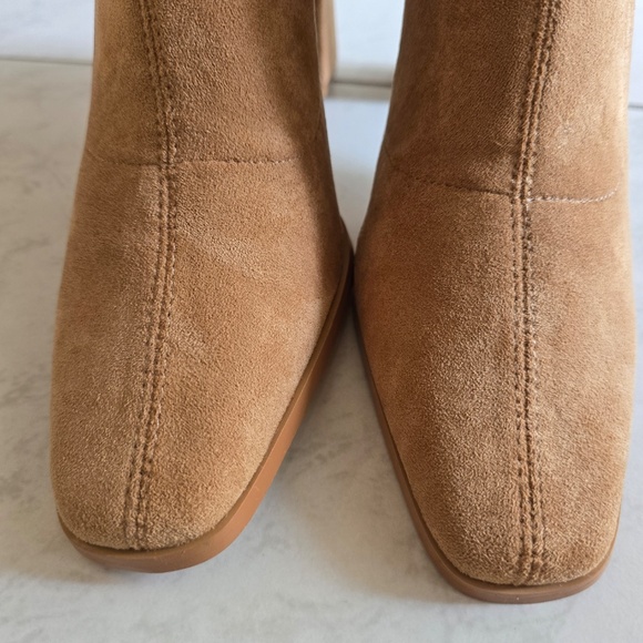 Miss Lola Milano Square Heel Boots In Nude Size 6.5 - Picture 10 of 16